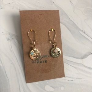 NEW‼️‼️Jewelry By Kate dainty gold earrings.